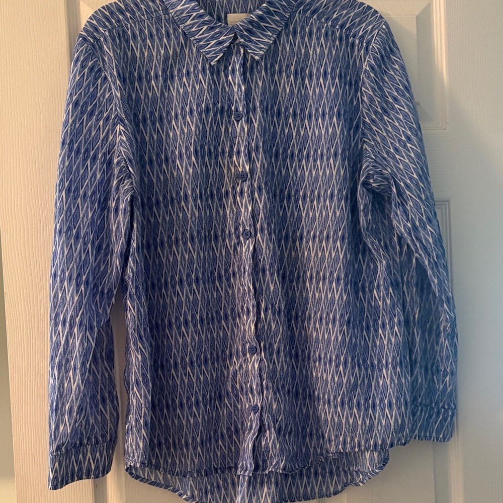 Chico's Blue and White Abstract Shirt Size 3